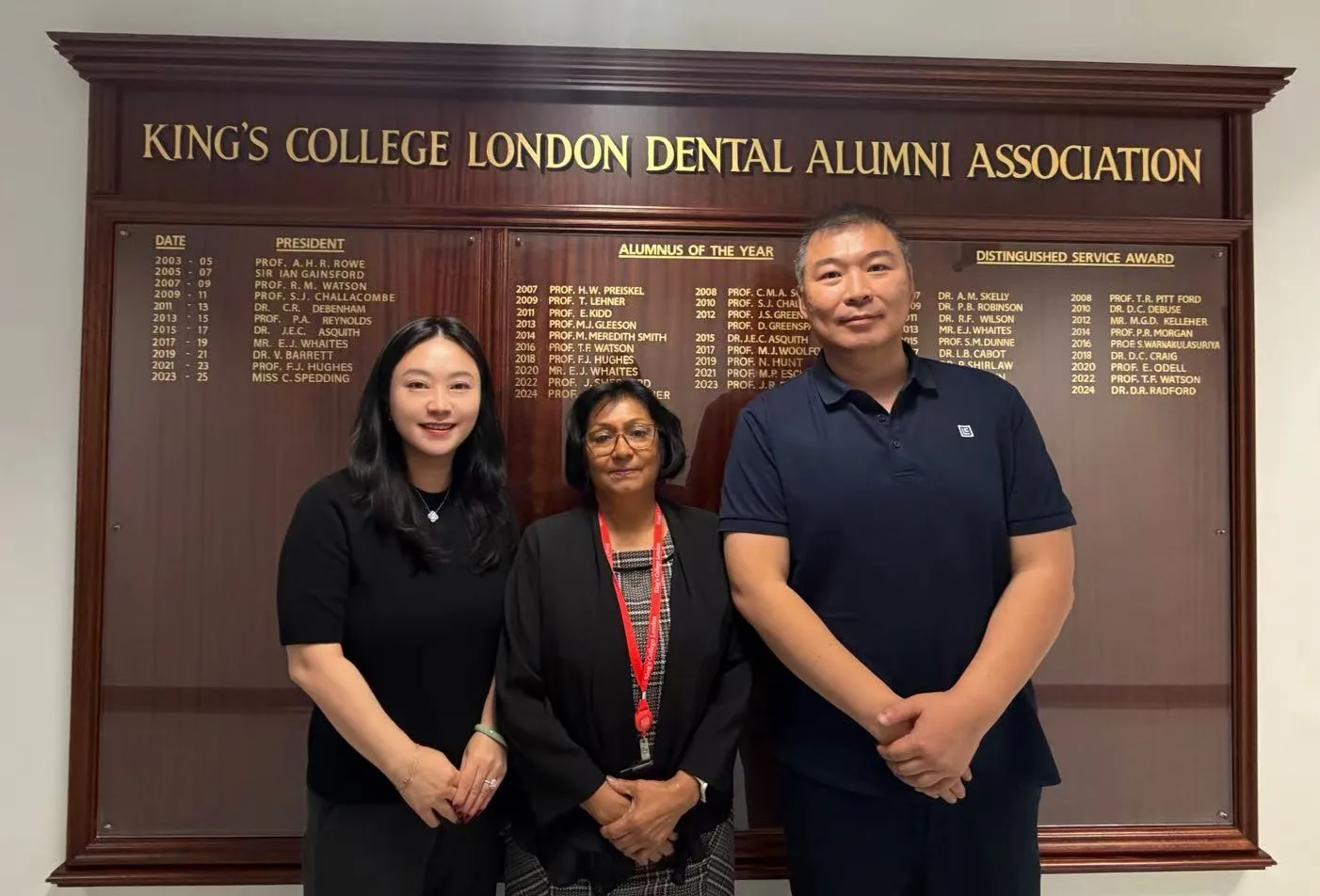 展望学院代表团访问伦敦国王学院 共商口腔医学继续教育合作